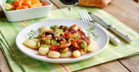  MORATE PROBATI: Valjušci s gljivama u umaku od paradajza