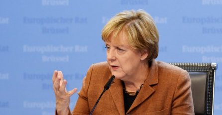 MERKEL SE SLAŽE S PUTINOM: Bez Bashar al Assada neće moći zaustaviti rat u Siriji