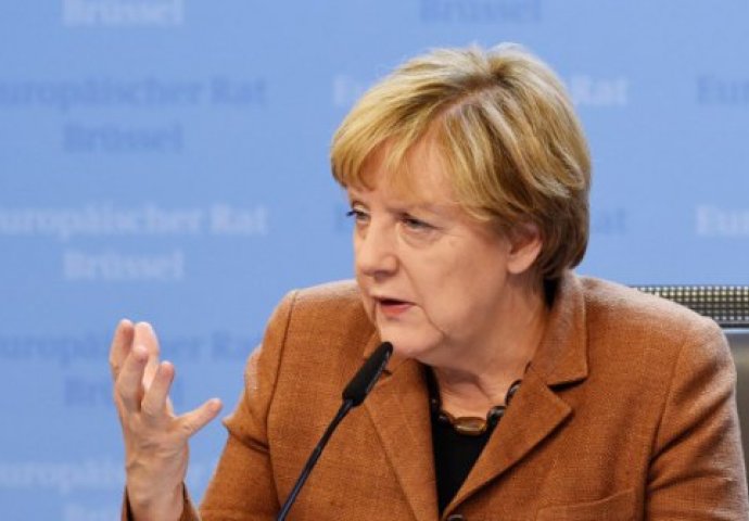 MERKEL SE SLAŽE S PUTINOM: Bez Bashar al Assada neće moći zaustaviti rat u Siriji