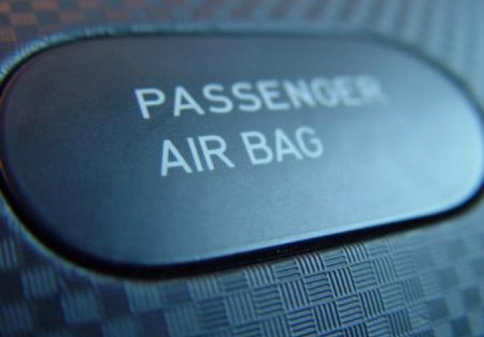   SAD: Sedam automobilskih kompanija povući će na milione vozila zbog neispravnih vazdušnih jastuka "Takata"