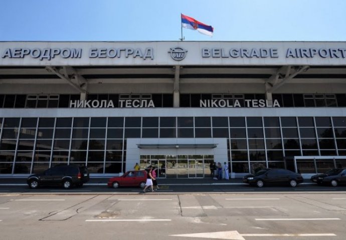 Državljanin BiH zaustavljen na aerodromu zbog sata od 25.000 eura!