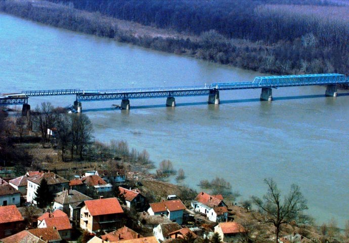 U rijeci Savi pronađena još jedna zaostala avio-bomba!