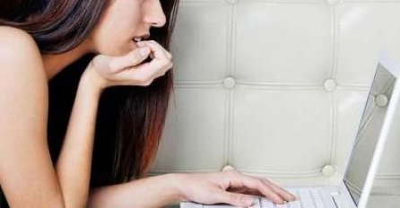 Nećete vjerovati na koji način je dečko ostavio ovu djevojku!