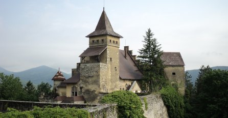 Ostrožac Castle, Cazin
