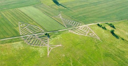 Pogledajte nevjerovatne fotografije mjesta gdje jedna zemlja završava a druga počinje!