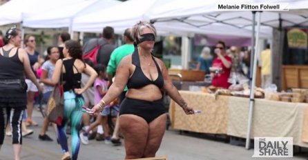 Žena se skinula na sred ulice s ciljem da svijetu pošalje poruku (VIDEO)