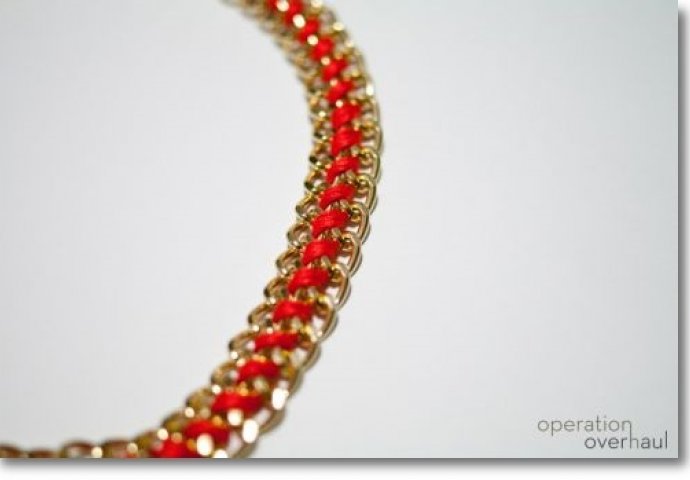 IZRADITE SAME: Vesela ogrlica jarkih boja