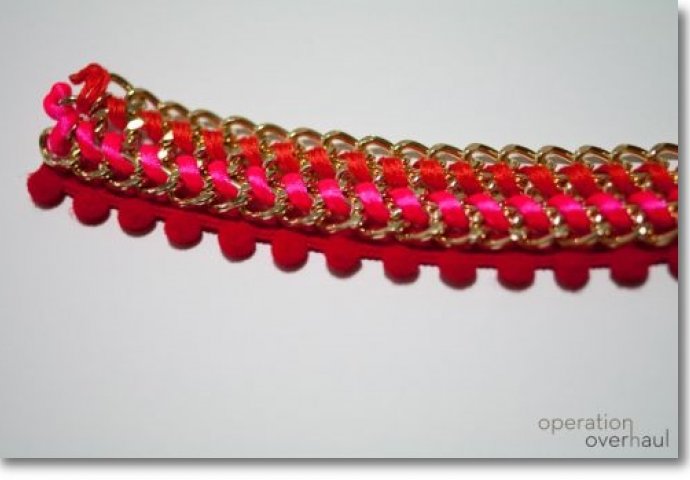 IZRADITE SAME: Vesela ogrlica jarkih boja