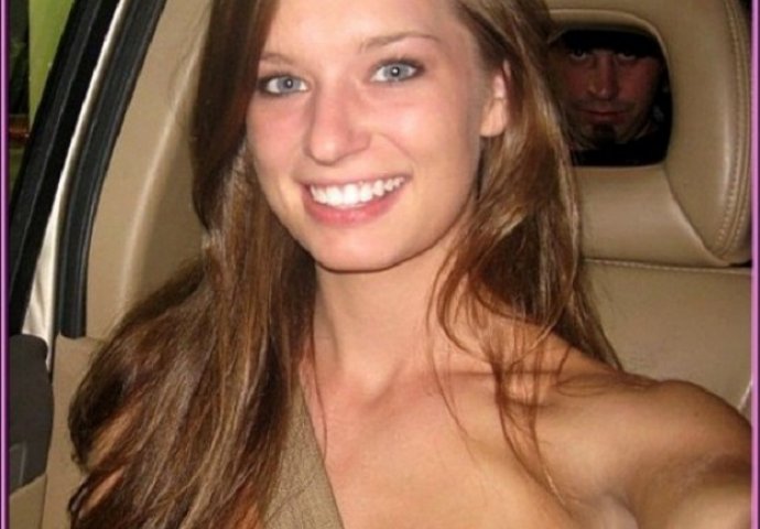 Bili su na korak do savršene fotografije, a onda su im oni upali u kadar!