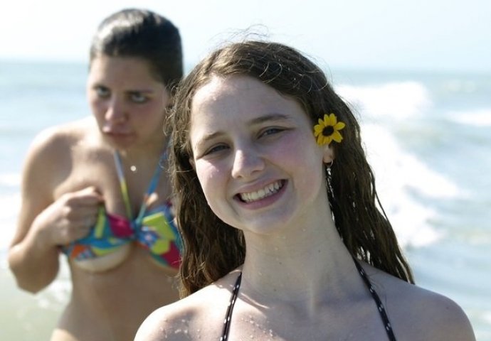 Bili su na korak do savršene fotografije, a onda su im oni upali u kadar!