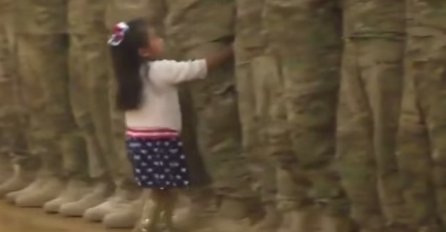 Svog tatu nije vidjela mjesecima, a onda je uradila nešto što je zaprepastilo cijeli svijet (VIDEO) 