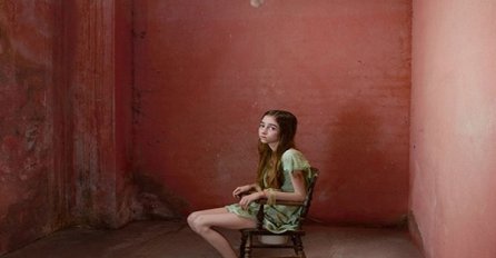 Teška djetinjstva opisana brutalno realnim fotografijama