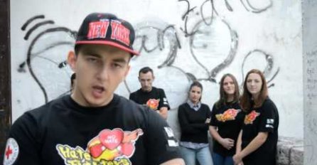 (VIDEO) CKNS-Hate Fightersi pjesmom "Stand by me" protiv govora mržnje! 