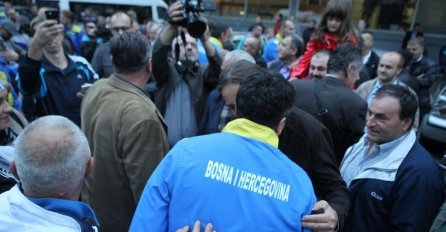 Sarajevo : Prvaci Evrope dočekani skromno - ili sramotno? (VIDEO)