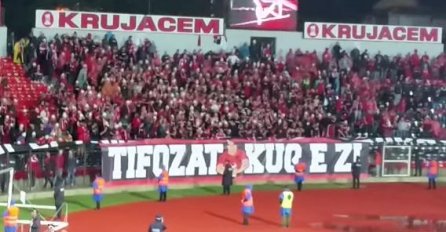 Atmosfera polako ide ka tački ključanja: Albanski navijači počeli sa navijanjem!