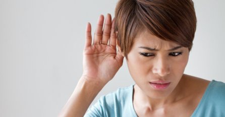 Kada prisluškuješ razgovor, pa čuješ nešto što ne bi trebala