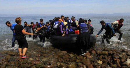 Ispovijest sedmogodišnje Sirijke o putu preko Mediterana (VIDEO)