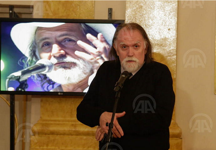 Šerbedžiji uručen "Zlatni lovorov vijenac" za doprinos razvoju teatarske umjetnosti