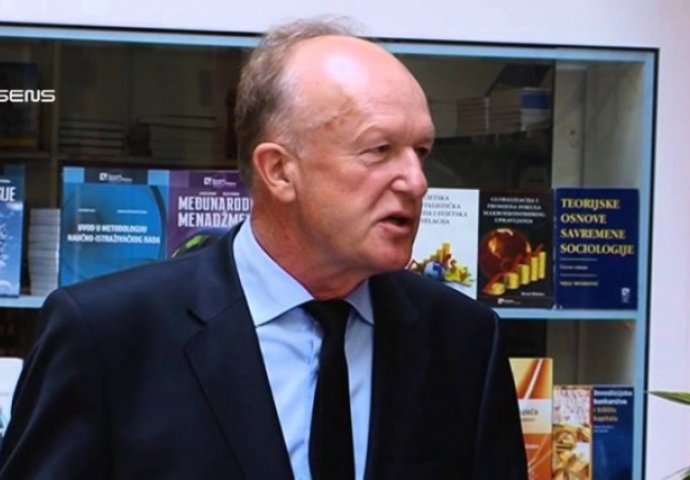 Načelnik koji svoju platu daje studentima i radi besplatno! 