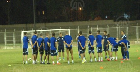 Reprezentacija BiH odradila prvi trening u Nikoziji: Trenirao i Edin Džeko