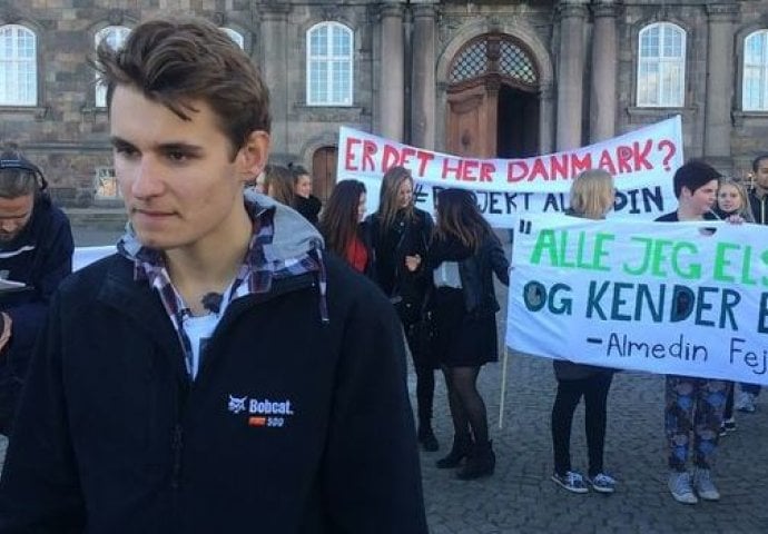  Demonstranti ispred parlamenta protestirali zbog odluke o deportaciji porodice Fejzić u BiH