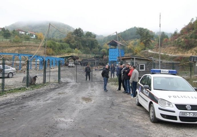 Kakanj dostojanstveno živi u svom bolu