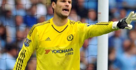 Begović hvalio trenera Chelseaja: Mourinho je najbolji trener na svijetu