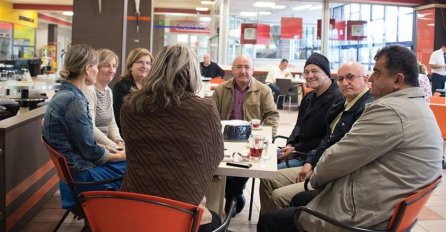 Pero Gudelj posjetio svoje vjerne radnike (FOTO)