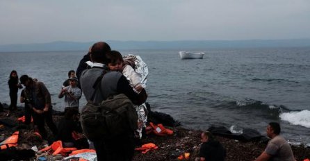 Beba, djeca i dvije trudnice među utopljenim izbjeglicama u Turskoj