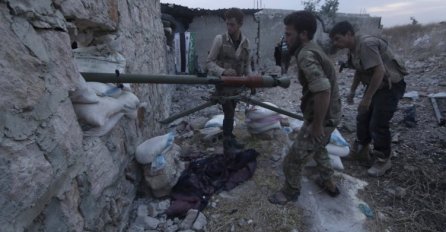 Sirijske snage tuku al-Nusru u Alepu, nailaze na žestok otpor pobunjenika u Homsu