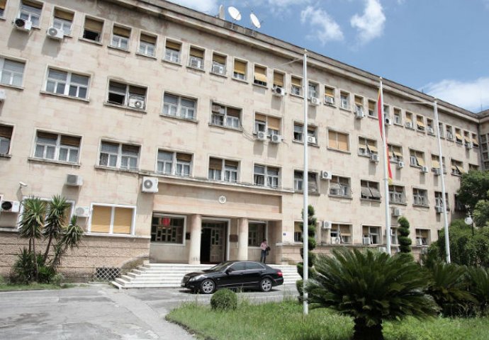 MUP Crne Gore: Sinoć spriječen nasilni ulazak u Skupštinu, privedeno 15 osoba