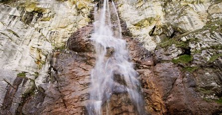 Skakavac Waterfall