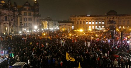 Hiljade pristalica i protivnika islamofobičnog pokreta protestuje u centru Dresdena