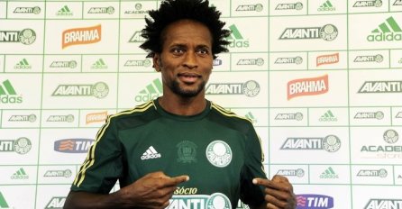 Ze Roberto u 41. godini produžio ugovor s Palmeirasom
