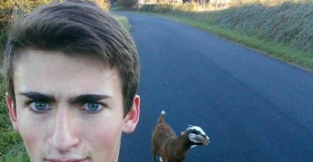 Objavio fotografiju i zaludio internet svojim obrvama!