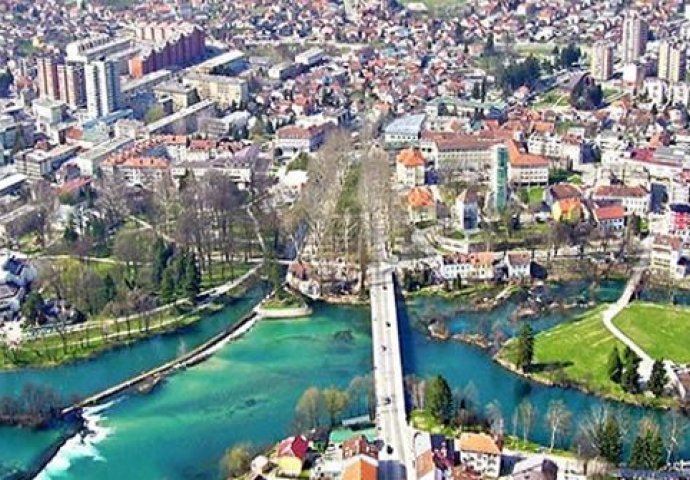 Održana akademija povodom 23. godišnjice formiranja 5. korpusa ARBiH 