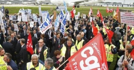 Građani u Parizu ponovo protestuju zbog odluka aviokompanije Air France