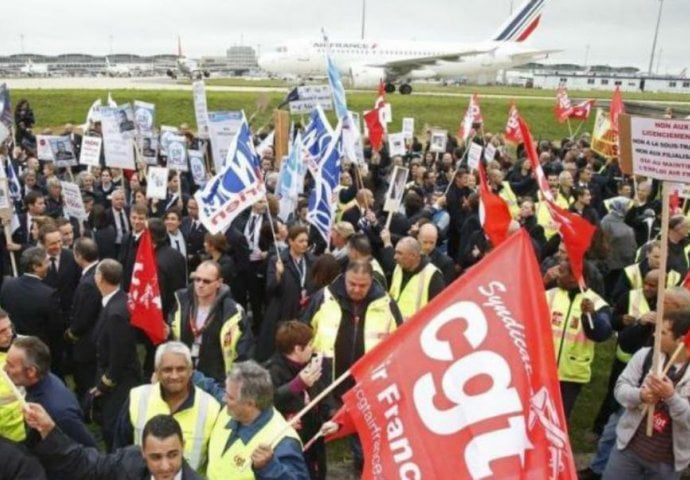 Građani u Parizu ponovo protestuju zbog odluka aviokompanije Air France