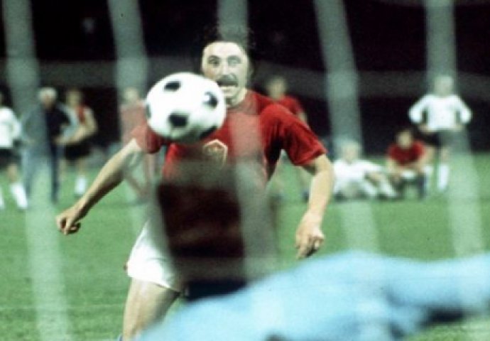 Antonjin Panenka: Penal koji je promjenio fudbal (VIDEO)