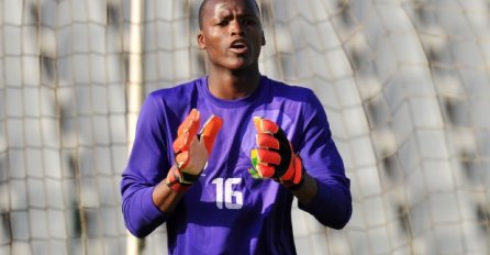 Neočekivano za golmana: Sa loptom došao do protivničkog šesnaesterca