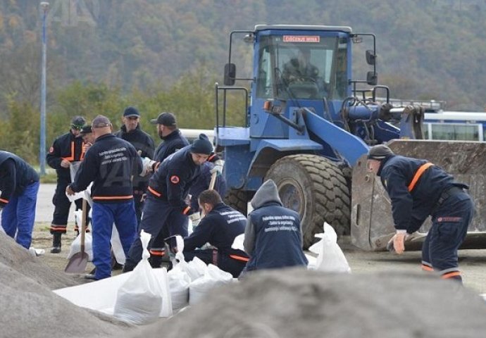 Privode se kraju pripreme za uništavanje avionske bombe, sutra evakuacija