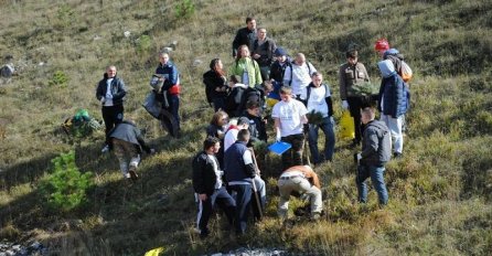 Hiljade vrijednih ruku zasadile desetine hiljada sadnica drveća širom BiH