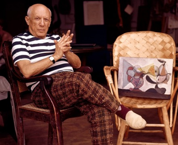 pablo-picasso-with-painting-62812