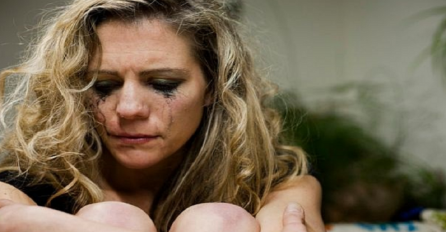 "Svekar me je mjesecima PRIMORAVAO na intimni odnos"