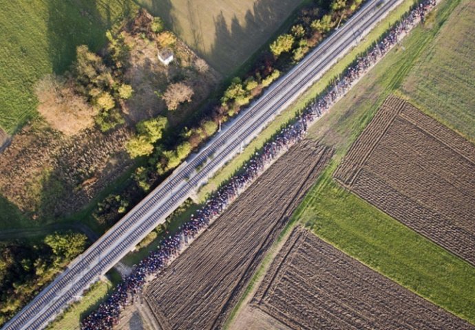 Rijeke izbjeglica na granici Hrvatske i Slovenije (VIDEO) 