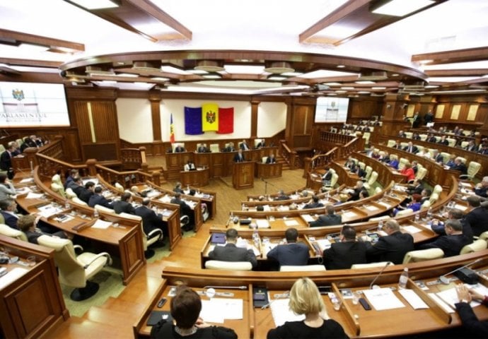  Moldavija: Parlament izglasao nepovjerenje vladi i odluku o prijevremenim izborima