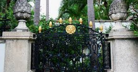 LUKSUZ I EKSTRAVAGANCIJA: Ovako izgleda vila jednog od najpoznatijih modnih dizajnera