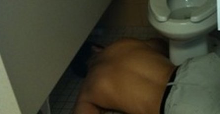 'Našla sam oca pijanog i uplakanog na podu u toaletu'