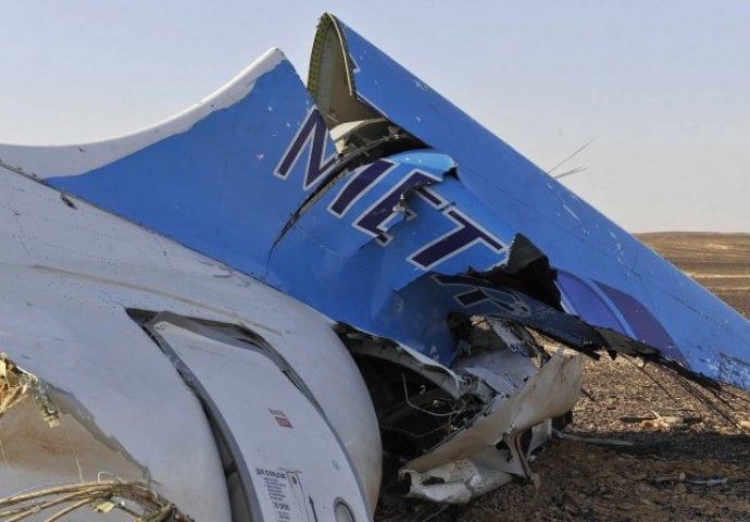 AVION SE PREPOLOVIO Objavljene prve fotografije i snimak sa mjesta nesreće