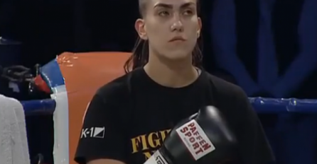 Pljesak nakon intoniranja himne Srbije u Sarajevu: Meč između Irme Balijagić i Mirjane Vujić